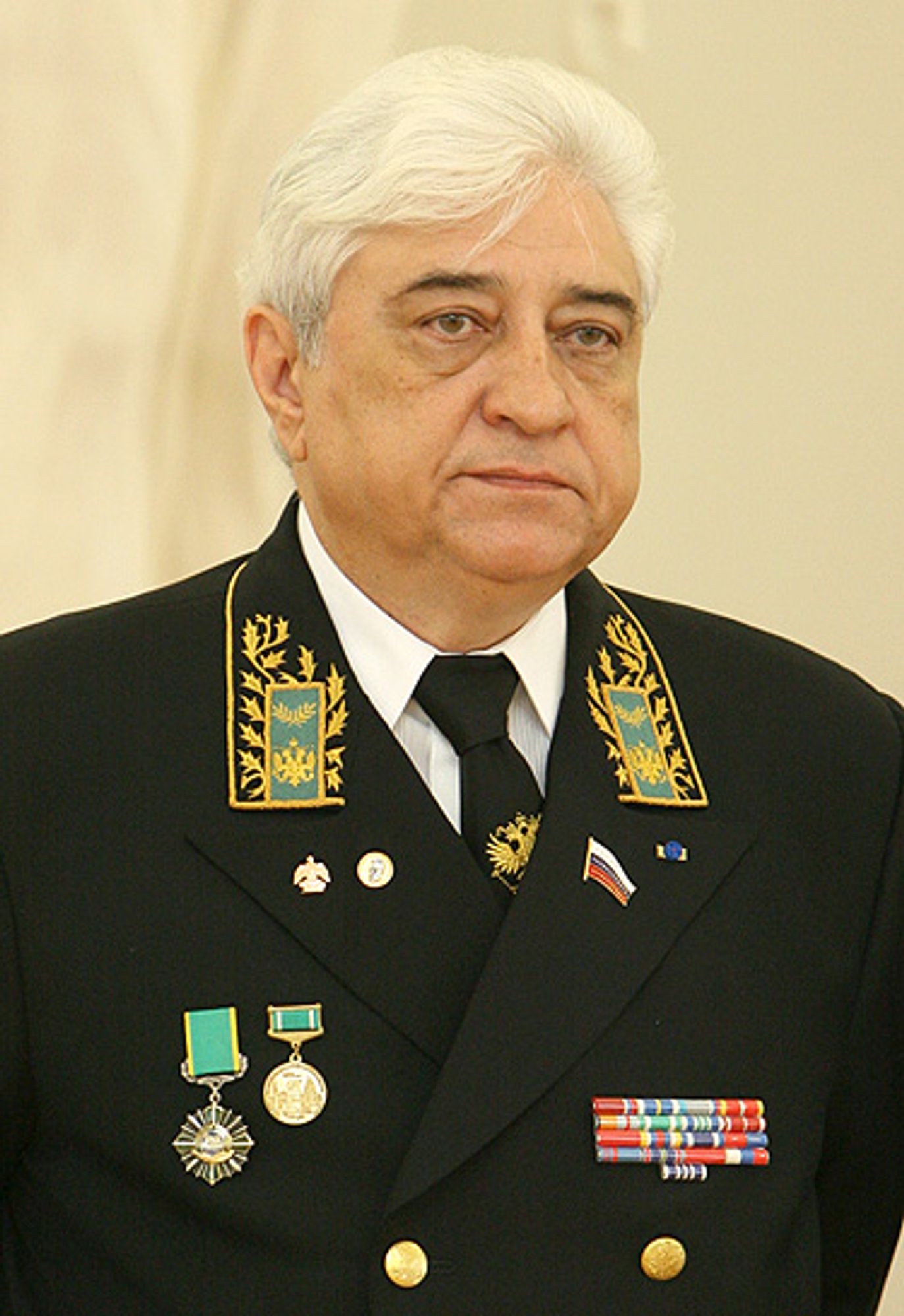 Vladimiras Čchikvadzė