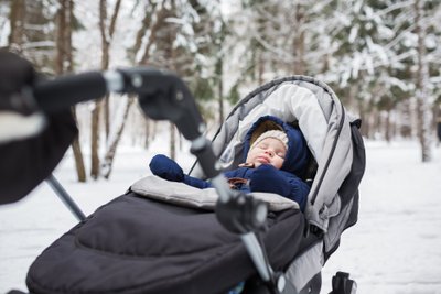 Vaikų miegas lauke Švedijoje