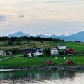 Leidžiantis lėktuvui, lietuviui griežtai uždraudė fotografuoti vaizdą pro langus: ten stovi slaptos karinės bazės