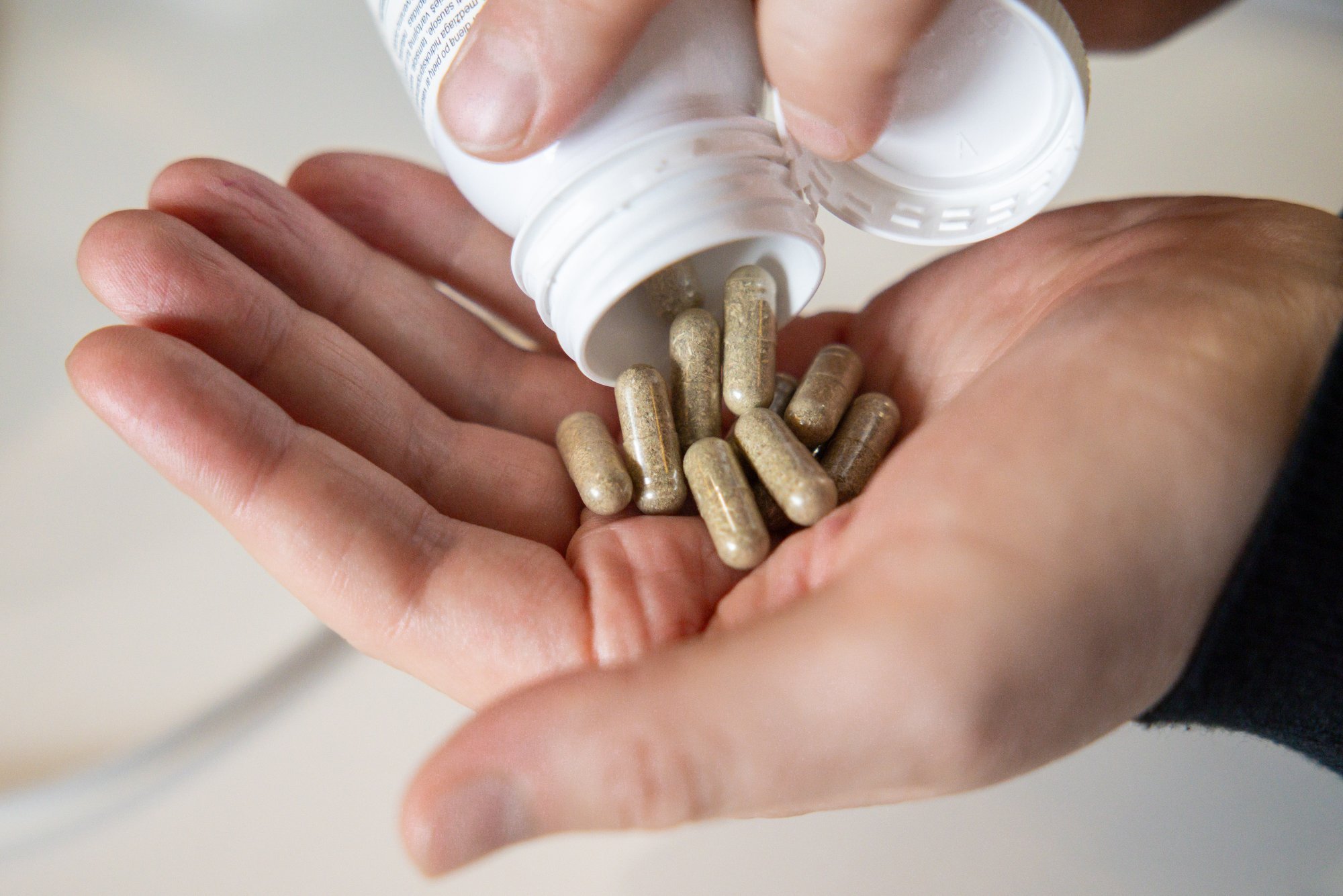 Popular supplement's benefits 'greatly exaggerated,' evidence weak
