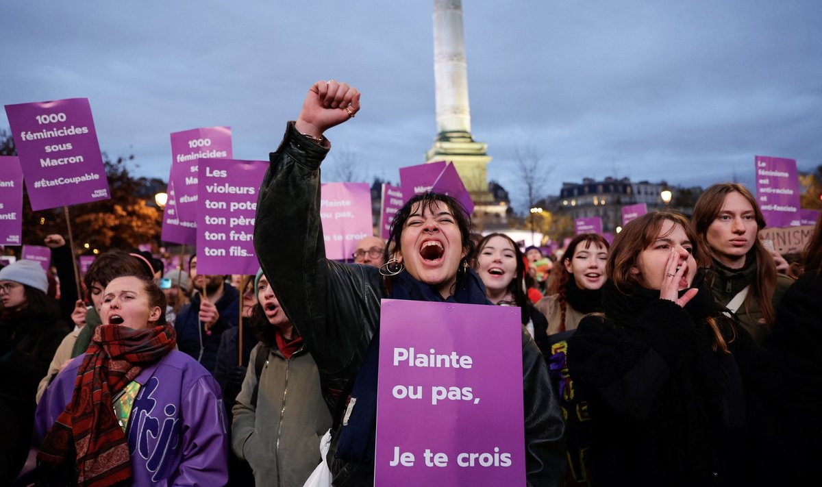 Prancūzijoje vyko demonstracijos prieš seksualinį moterų išnaudojimą