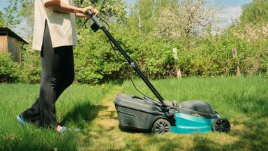 Vasaros garsai: kurie naudingi, o kurie – signalizuoja apie pavojų jūsų klausai?