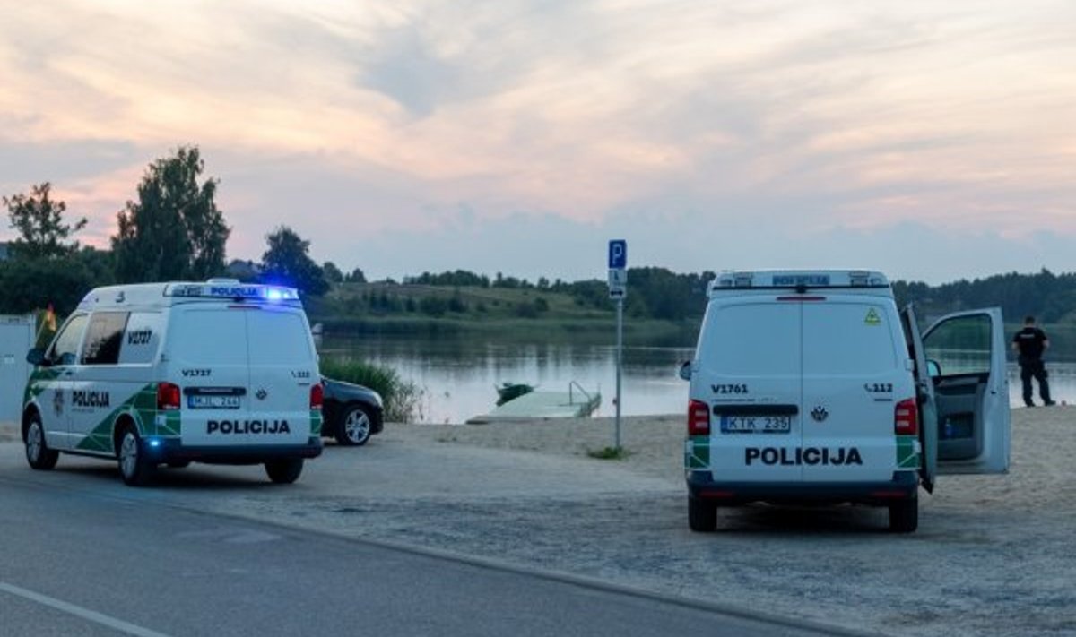 Nelaimė Vilniuje: Gilužio ežere nuskendo jaunas vyras