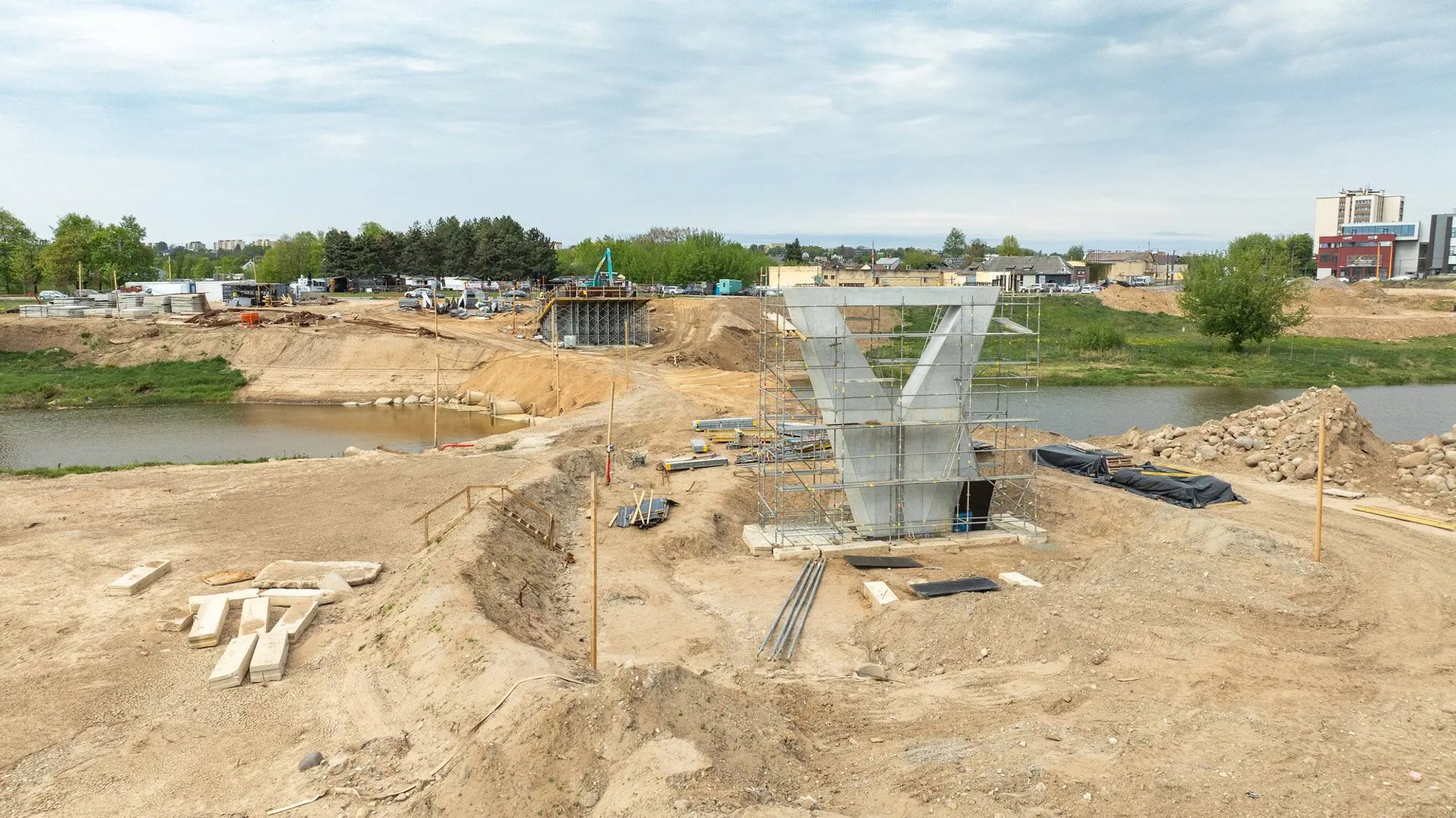 Kaunas Bridge Construction Halted Over Environmental Concerns, Contractor to Receive Compensation
