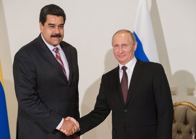 Nicolas Maduro ir Vladimiras Putinas