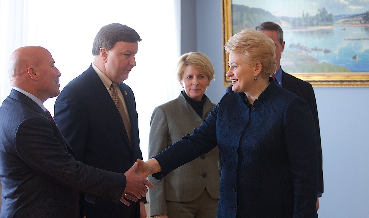 Prezidentė susitiko su JAV Atstovų rūmų Gynybos reikalų komiteto atstovais