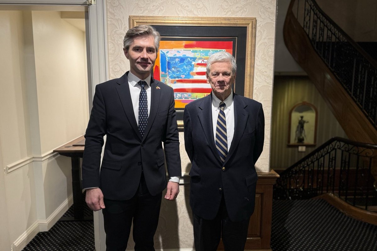 Budrys Meets US Envoy to Belarus – News Update