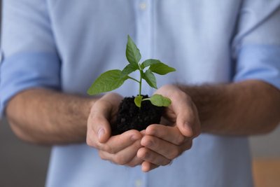 Ekologinis ūkininkavimas skatina atsakingai naudoti energijos ir gamtos išteklius, išsaugoti biologinę įvairovę