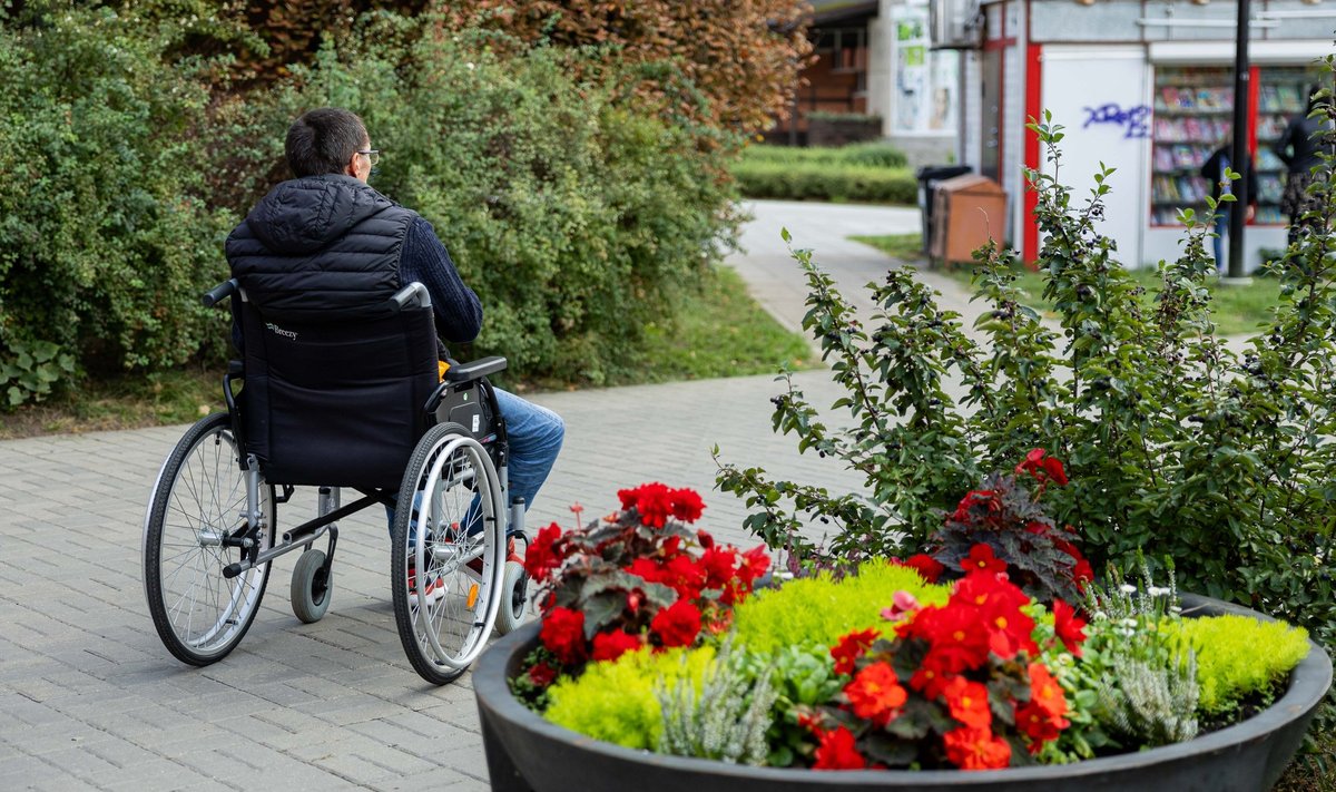 Žmonės su negalia prašo mūsų visų jų neskaudinti