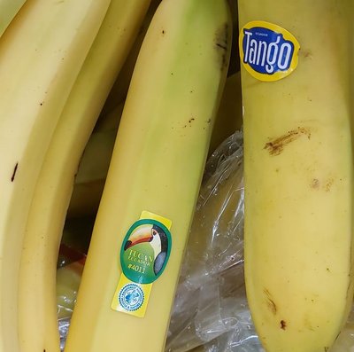 Kodas ir varlės ženkliukas ant bananų turi skirtingas reikšmes