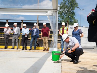 Laiko kapsulės įkasimas į „Teltonikos“ centrinio biuro pamatus