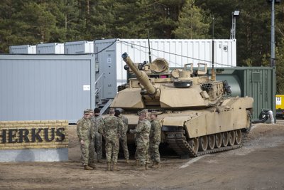 NATO,kariuomenė,USA,kareivis,kariuomenė,kam,amerika,M1Abrams,tankas,M2Bradley,karas