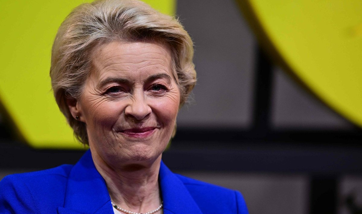 U. von der Leyen suteikė pagalbą lėktuve blogai pasijutusiam keleiviui