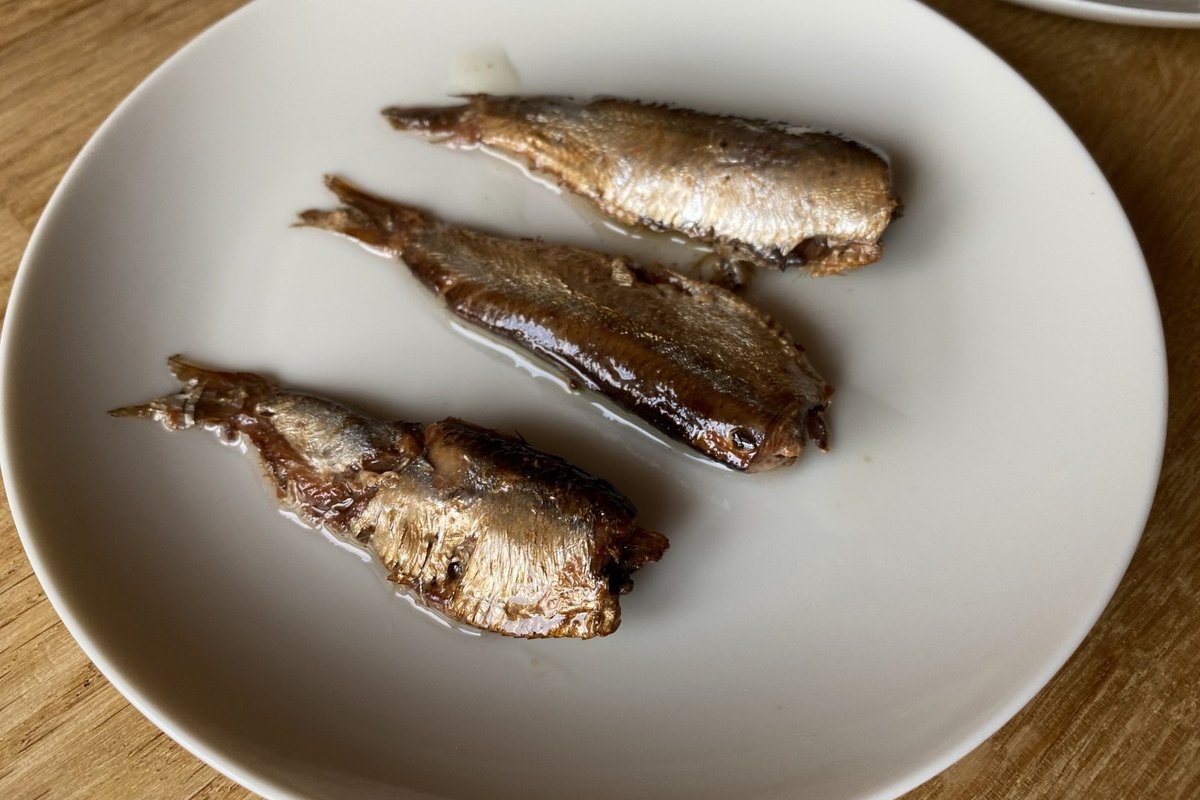 спит пьяная без трусов