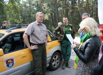 Kuršių nerijos nacionalinio parko darbuotojai aprodo degimvietes