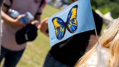 Šeima su dviem sunkią negalią turinčiais vaikais tapo ypatingai nepatogūs kaimynams: tėvai su ašaromis prašo pagalbos