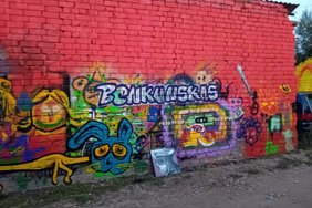 Vilniečius stebina naujas grafitis Šnipiškėse