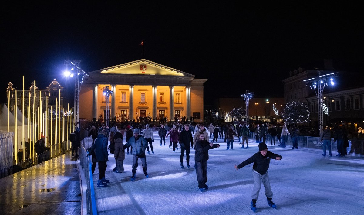 Vilniaus ledas Rotušės aikštėje