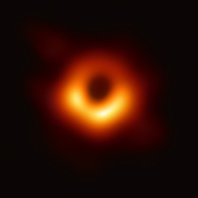 Juodoji skylė M87. EHT nuotr.