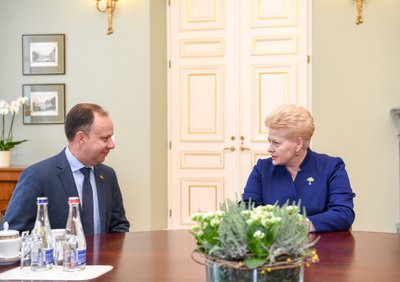 Aurelijus Veryga, Dalia Grybauskaitė