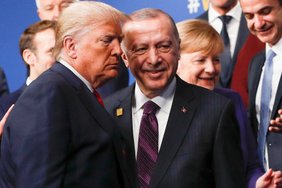 „Bloomberg“: Erdogano pasiūlymas Trumpui gali patikti