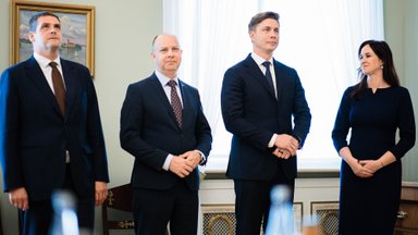 Ant stalo – ne viena koalicijos alternatyva: socialdemokratams pasiūlė pripažinti problemas