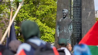 Profsąjungų atstovai surengė tradicines Gegužės 1-osios eitynes: ragina kovoti už demokratiją darbe ir pasaulyje