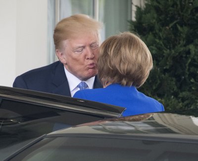 Donaldas Trumpas, Angela Merkel