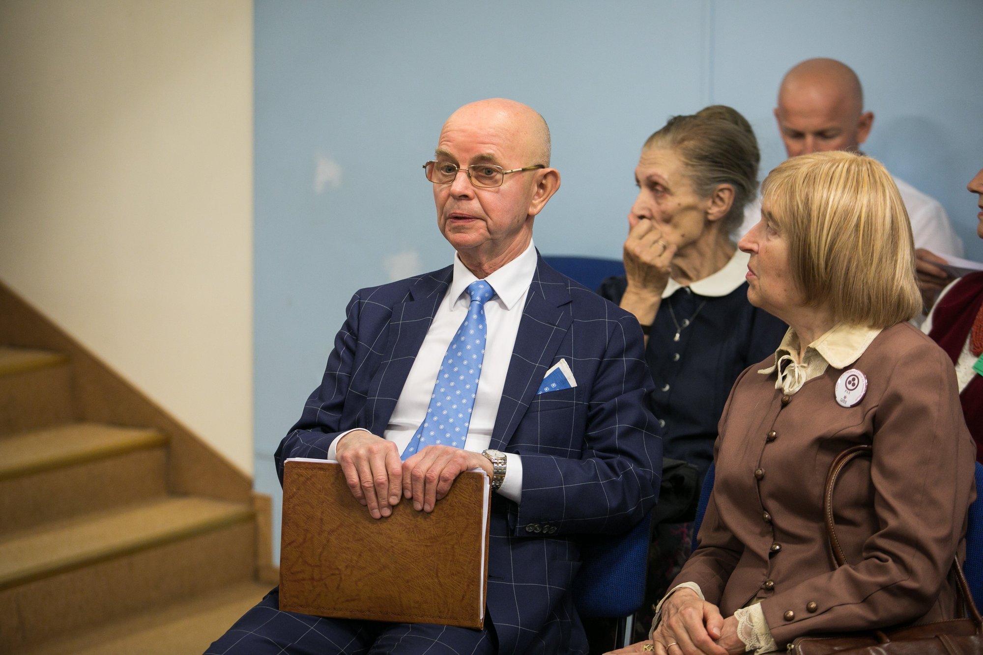 Garbė pirmininkauti pirmajam naujojo Seimo posėdžiui gali tekti Vinkui ...