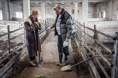 Eglė Mikulionytė ir Vyto Ruginis. Filmo „Stebuklas“ filmavimas (Mato Astrausko nuotrauka)