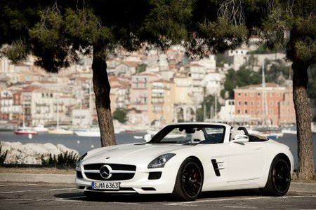 Mercedes-Benz SLS AMG Roadster