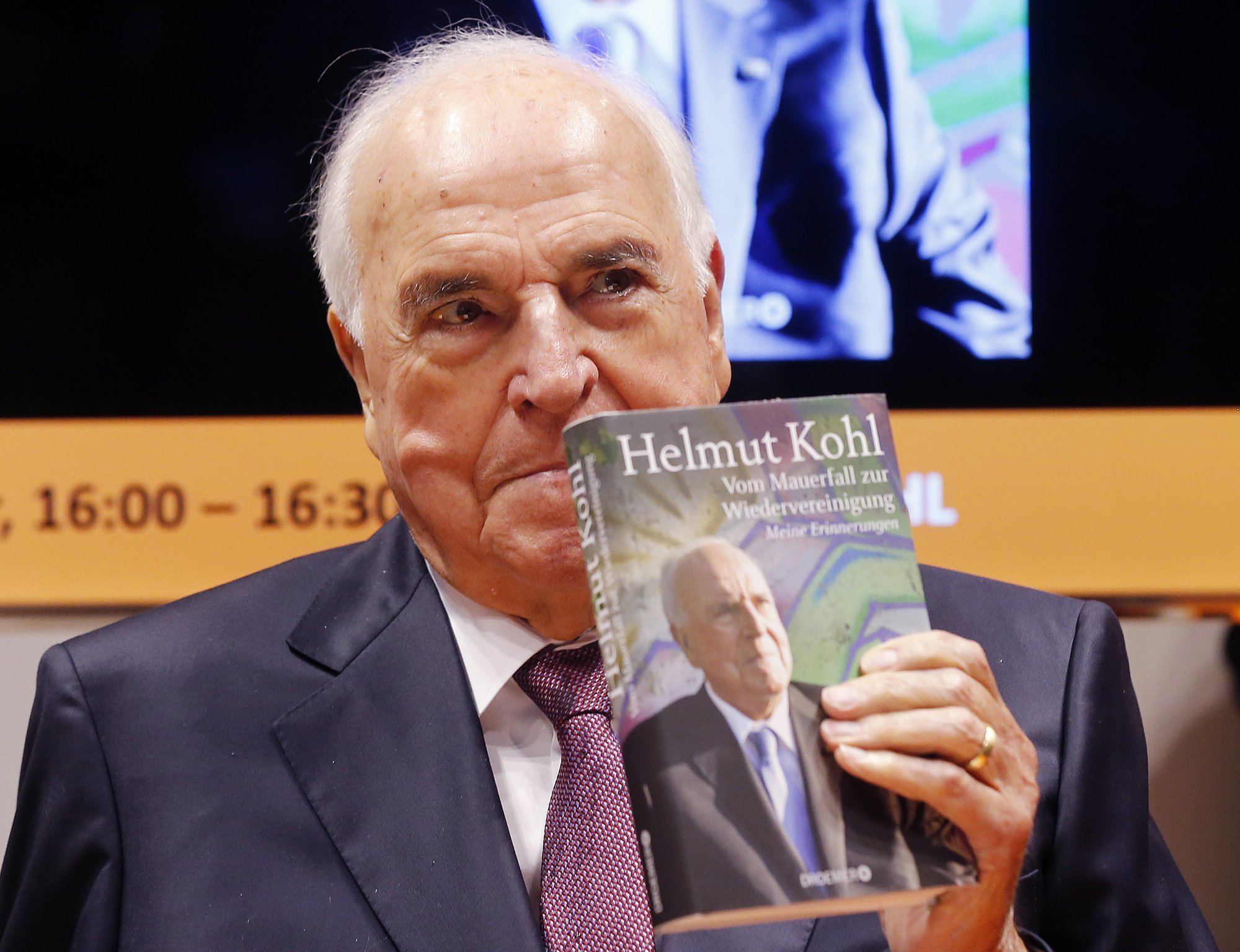 Buvęs Vokietijos kancleris – intensyvios terapijos skyriuje - Delfi