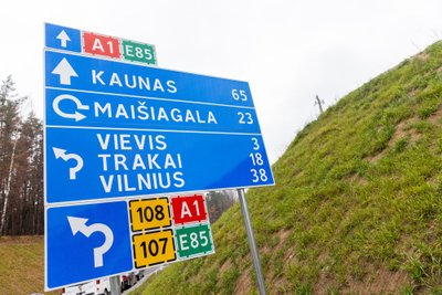 Vievyje atveriamas eismas naujuoju geležinkelio tuneliu