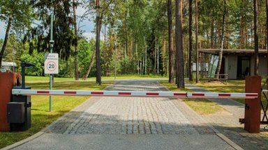 Areštuotos net dvi garsiojo Gulbinų kvartalo rezidencijos: kokių nesuvestų sąskaitų su valstybe turi kvartalo milijonieriai