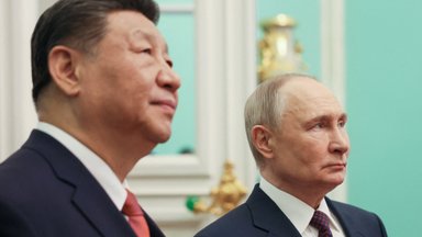 Analitikė: Xi Jinpingas vaikšto labai plona linija