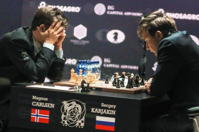 Magnusas Carlsenas ir Sergejus Kariakinas