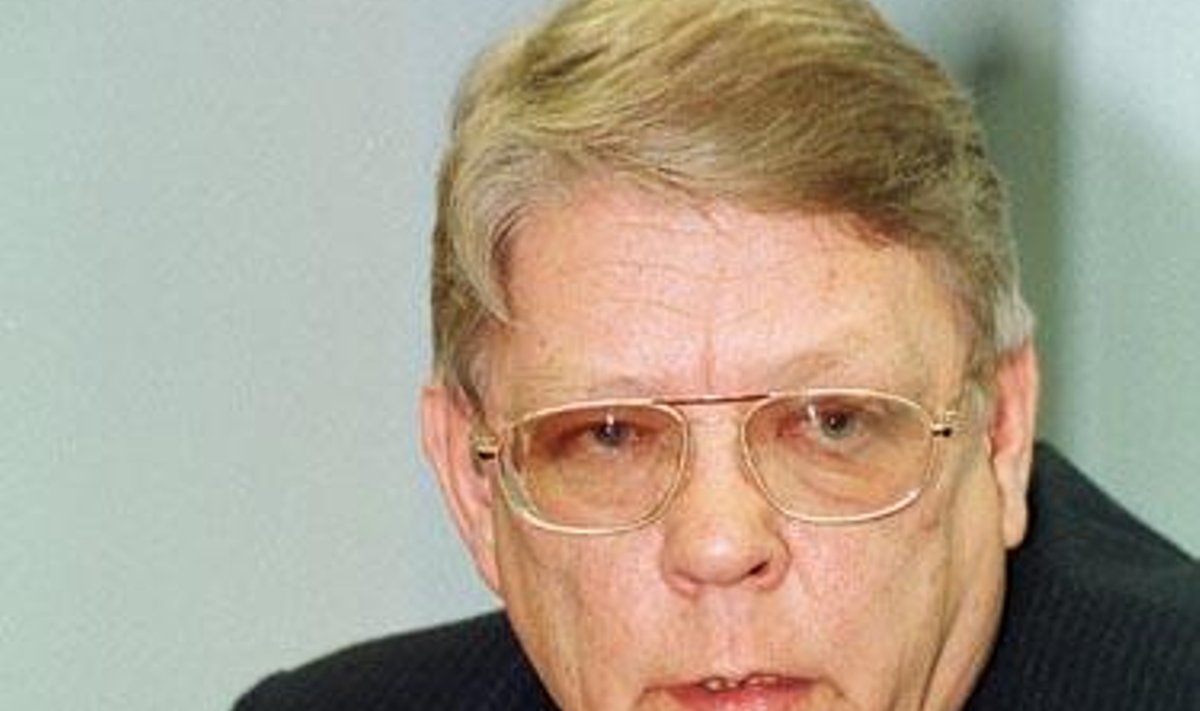 Tapio Paarma grasina kreiptis į teismą - Delfi