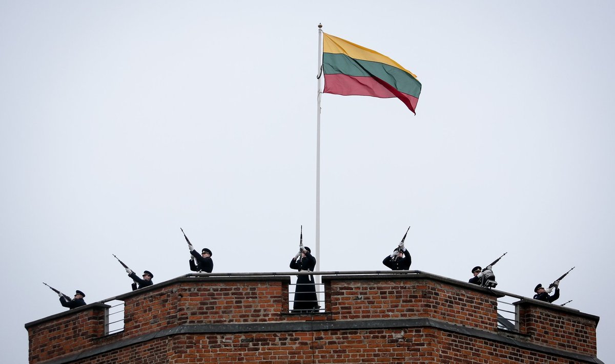 Tradicinė Lietuvos vėliavos pakėlimo ceremonija Gedimino bokšte