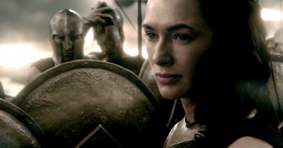 Lena Headey filme "300: Imperijos gimimas" (AcmeFilm nuotr.)