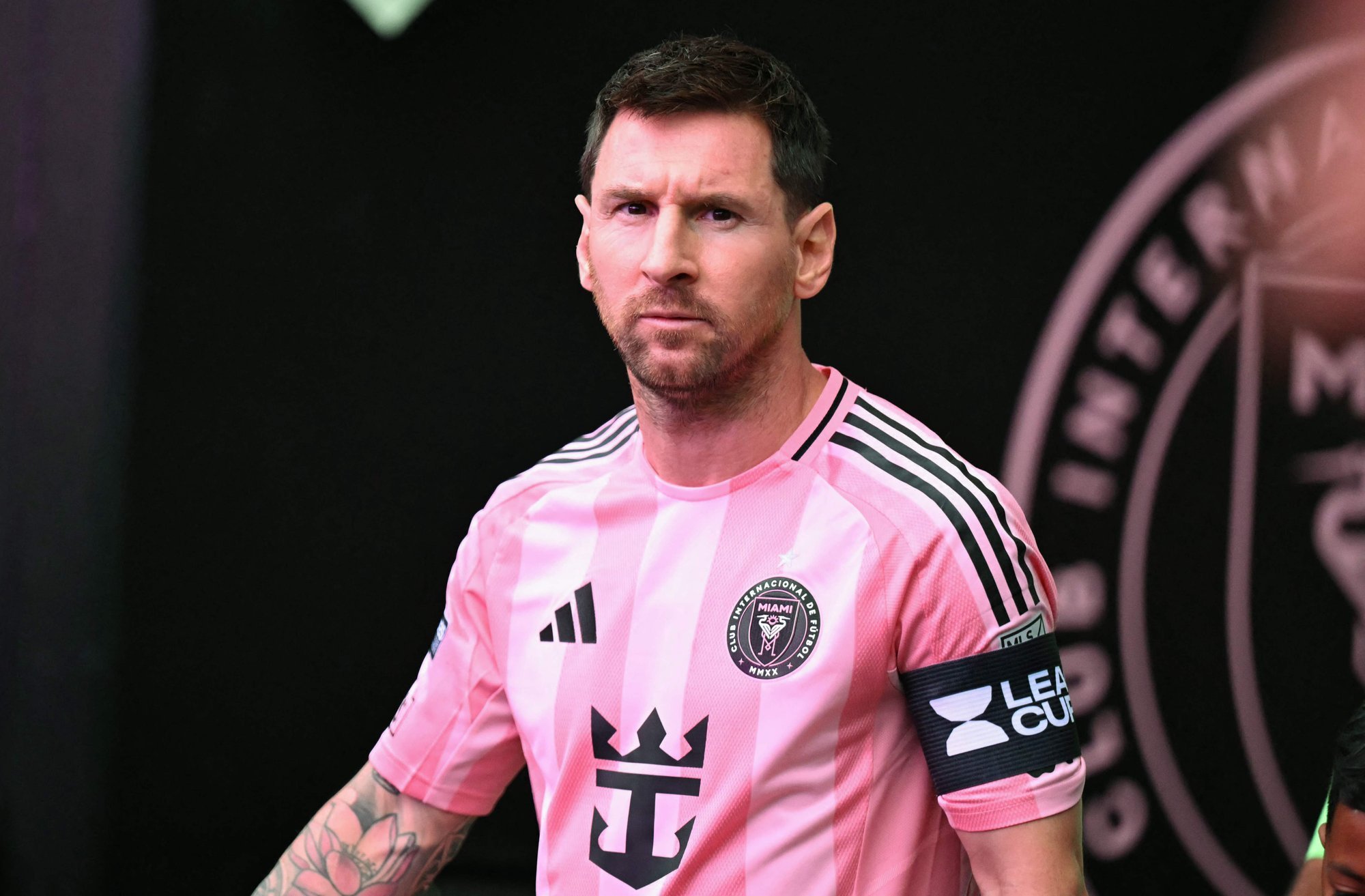 Lionel Messi appears publicly for first time since father's death