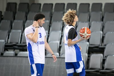 LiAngelo Ballas, LaMelo Ballas