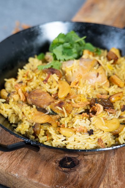 Iš Indijos kilęs vištienos plovas – „biryani“