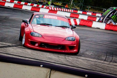 Mantas Šliogeris su "Mazda MX-5" Varšuvoje "Gymkhana Grid" varžybose nugalėjo pasaulines autosporto žvaigždes