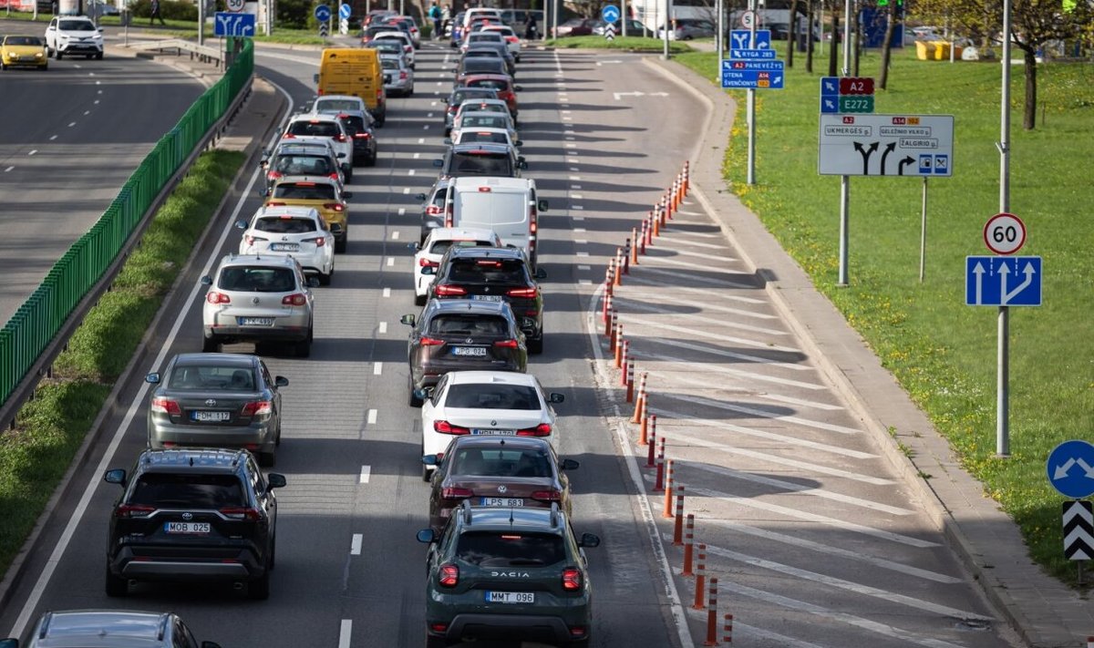 Vairuotojai nuo 2025 metų sausio 1-osios nebegalės vairuoti, jei nebus atsinaujinę medicininės pažymos galiojimo