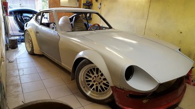 "Datsun 280Z" restauravimo darbai