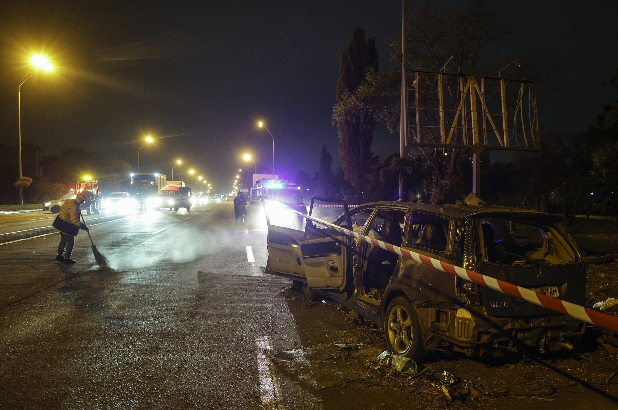 Zelenskis po rusų smūgio Kyjivui: delsiant suteikti pagalbą padedama teroristams Nuolat gresiant Rusijos oro atakoms, dirbtinai vilkinant oro gynybos sistemų, skirtų Ukrainai apsaugoti, tiekimą tik skatinamas terorizmas.