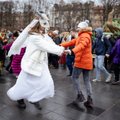 В Вильнюсе прогоняли зиму: сотни людей собрались на Масленицу