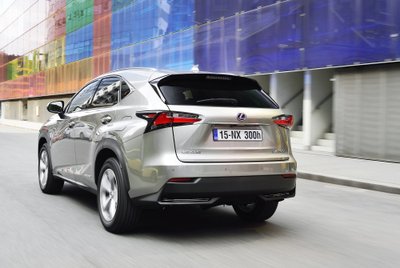 Lexus NX 300h