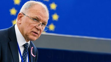 V. Andriukaitis: pacientas turi būti išgydytas, o ne siunčiamas vis pas kitą specialistą