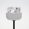 JAV pirmą kartą patvirtino „Apple“ ausines „AirPods Pro“ kaip klausos aparatą